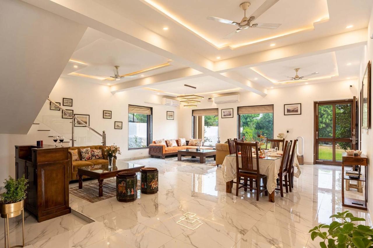 Brookvale Manor By Stayvista - Private Pool Haven With Endless Views & Indoor Fun Sohna Exterior foto